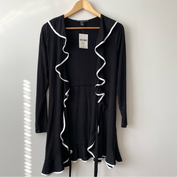 NWT Forever 21 Contemporary Line Surplice Neck Wrap Tunic - Picture 3 of 7